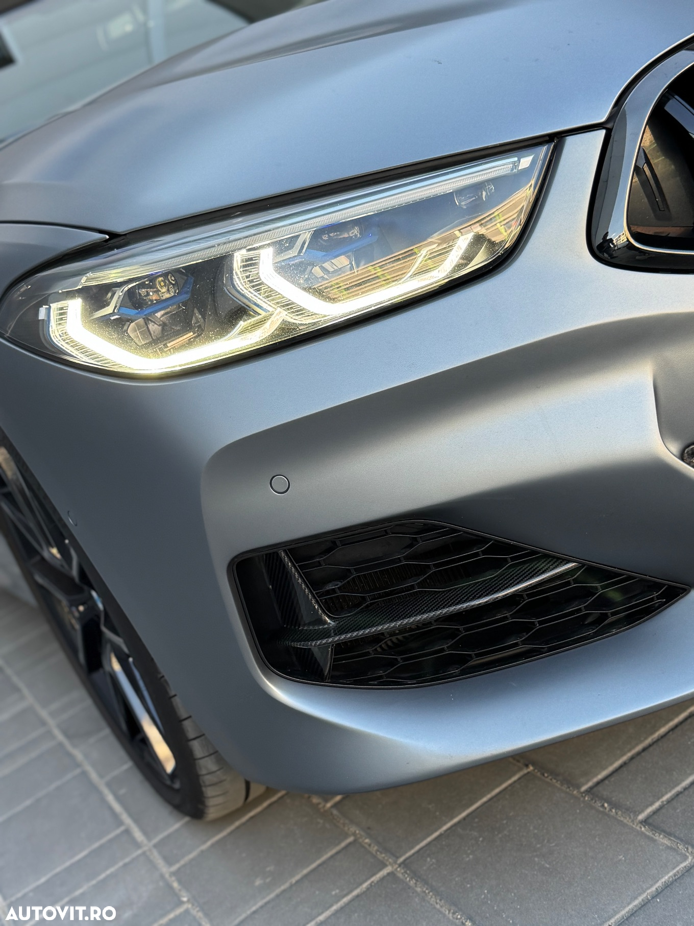 BMW Seria 8 - 35