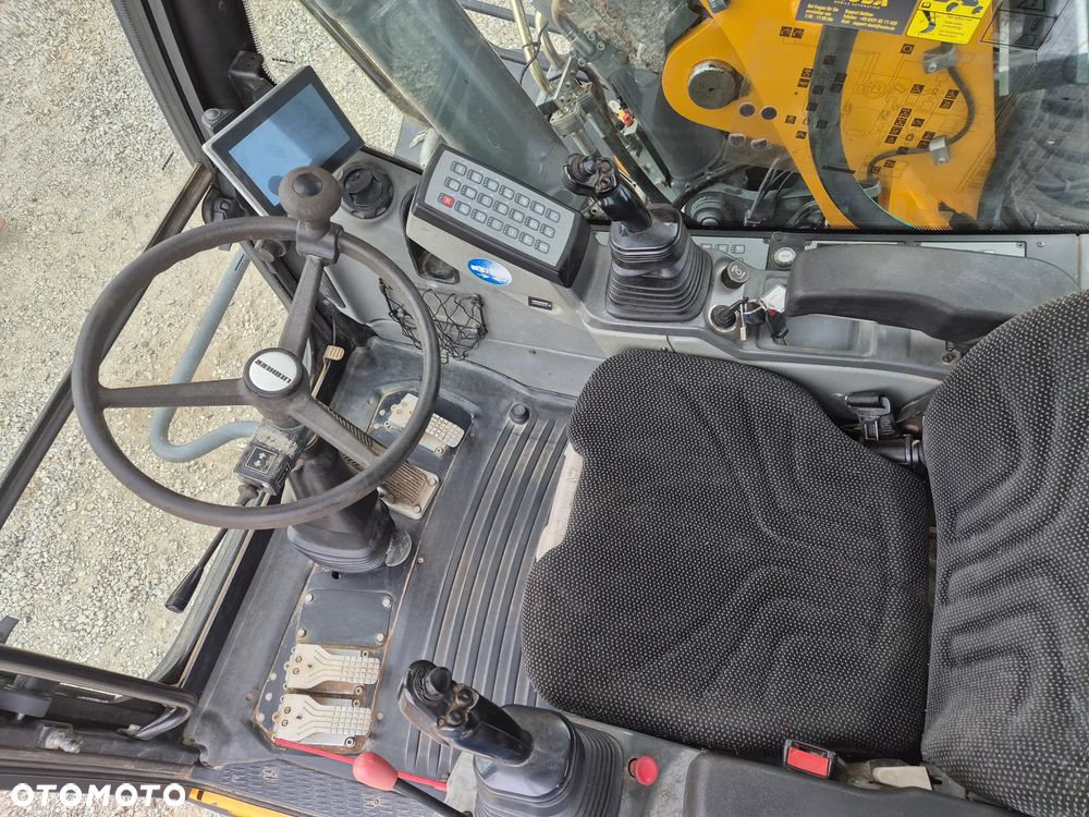 Liebherr A918, 2019 ROK, Z NIEMIEC, SUPER STAN, 914, 916, 920 - 35