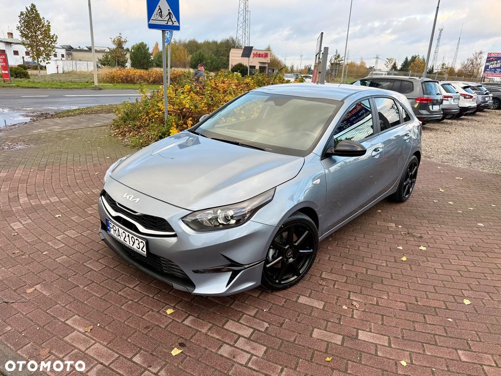 Kia Ceed 1.5 T-GDI DCT7 OPF Vision - 1