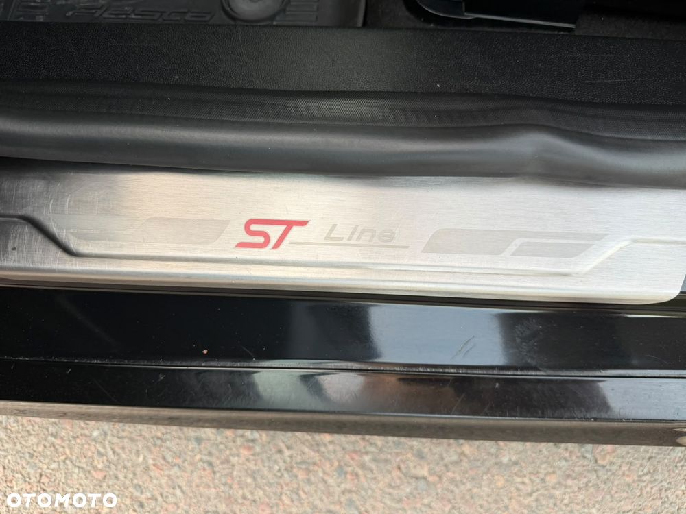 Ford Fiesta 1.0 EcoBoost S&S ST-LINE - 30