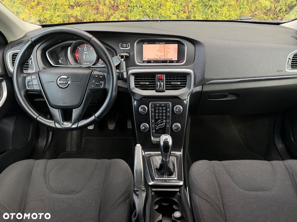 Volvo V40 - 6