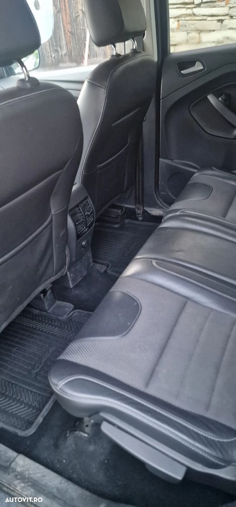 Ford Kuga 2.0 TDCi Powershift 4WD Titanium - 17