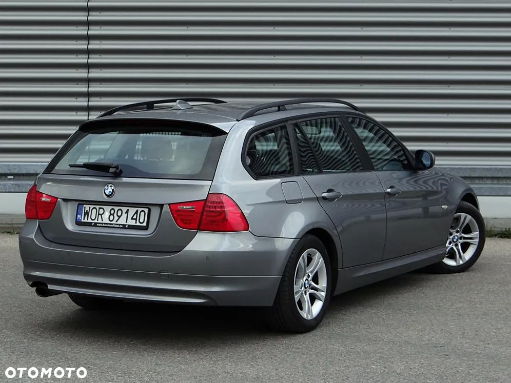 BMW Seria 3 318d DPF Edition Lifestyle - 17