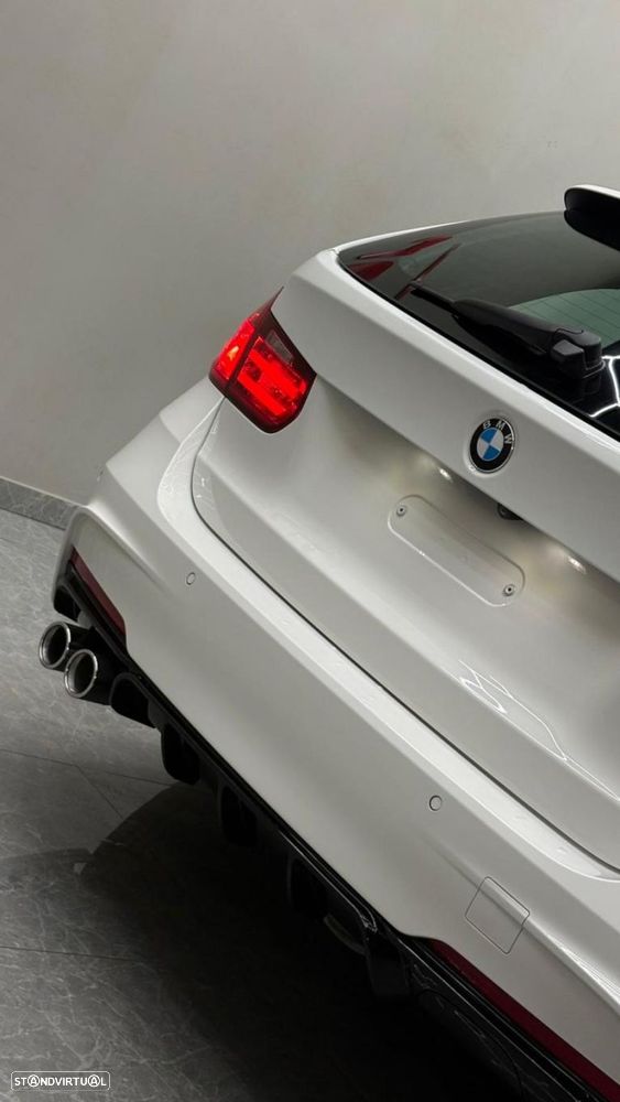 BMW 320 d xDrive Pack M Auto - 12