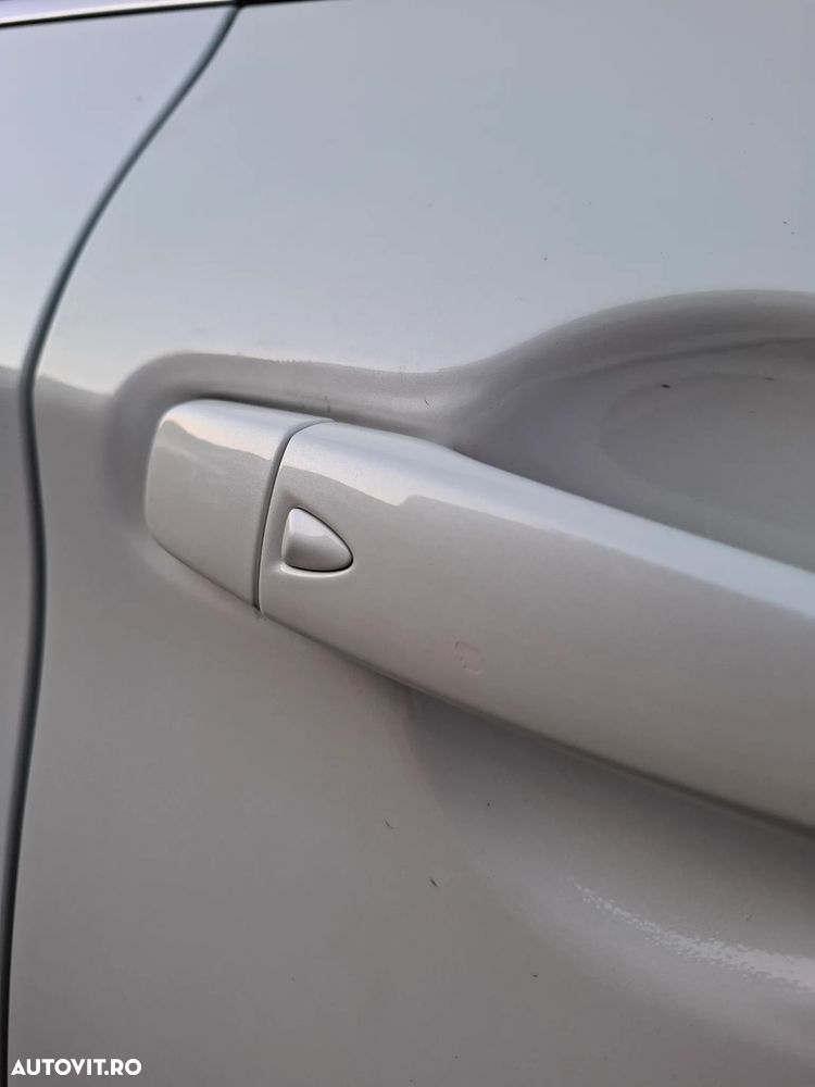 Nissan Qashqai 1.5 DCI Start/Stop N-Connecta - 23