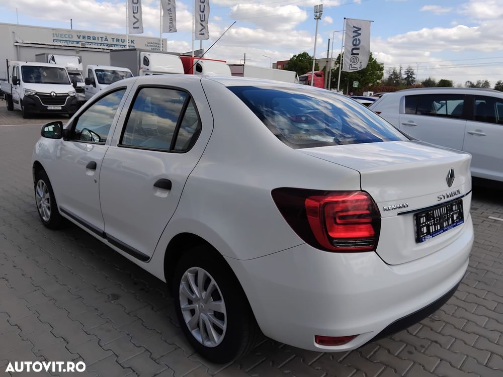 Renault Symbol - 7