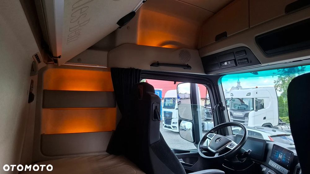 Mercedes-Benz ACTROS L / 1845 LS / STANDARD / KLIMA POSTOJOWA / NAVI / FULL LED / NOWE TACHO / SALON PL - 32