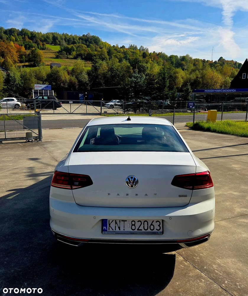 Volkswagen Passat - 6