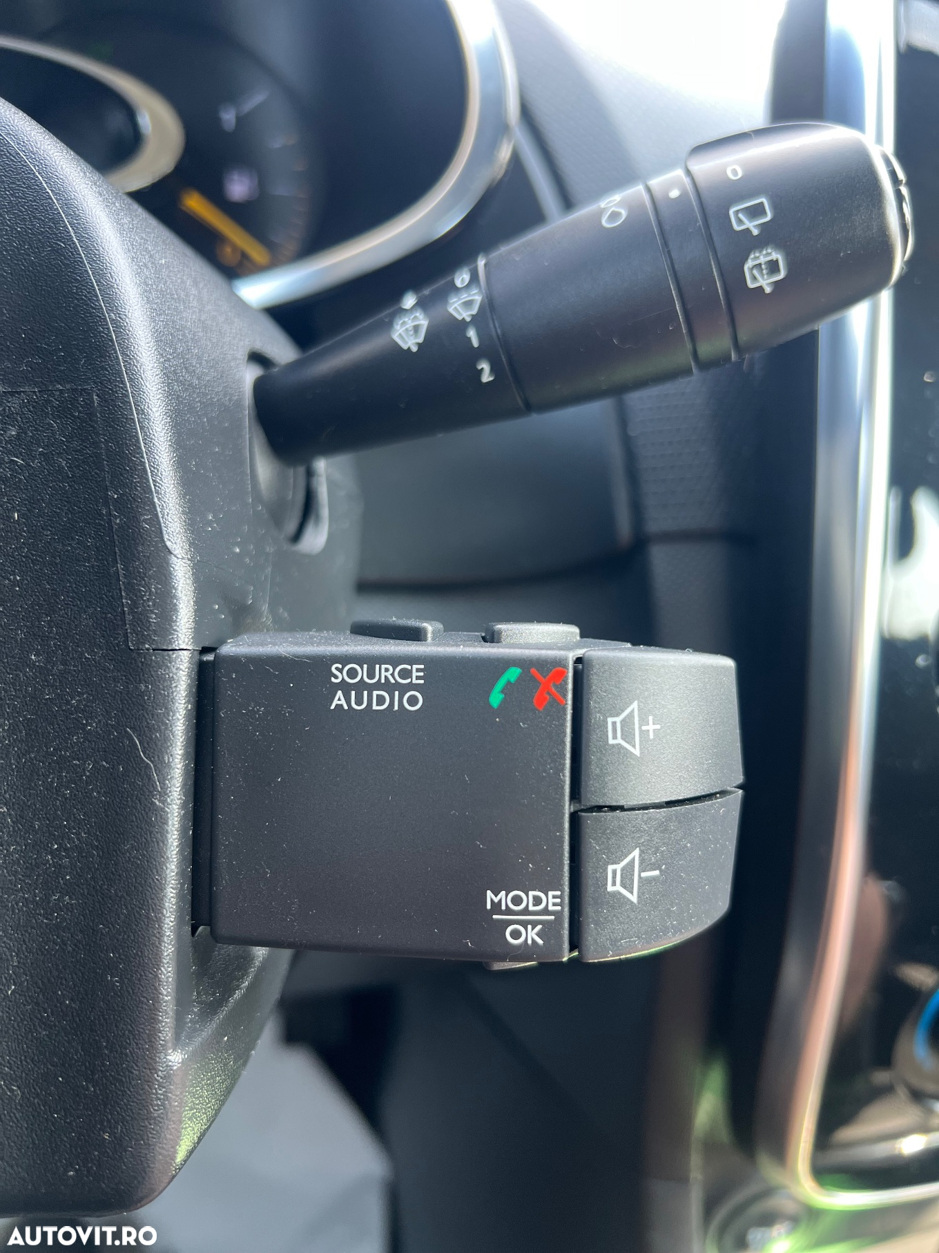 Renault Clio (Energy) dCi 90 Start & Stop INTENS - 22