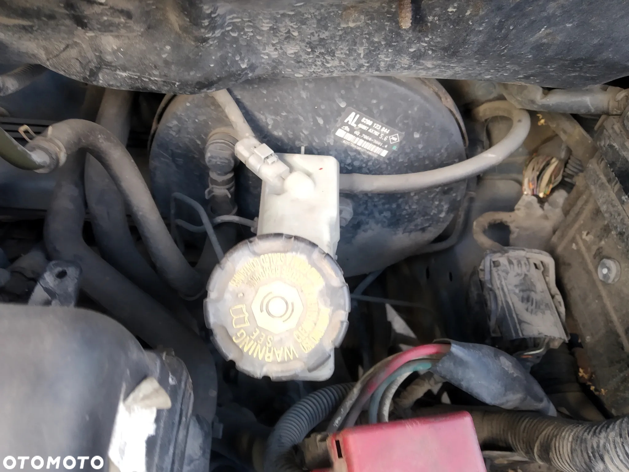 NISSAN MICRA 1.0 B 03 - 07 - DRZWI LEWE PRAWE T12 - 28