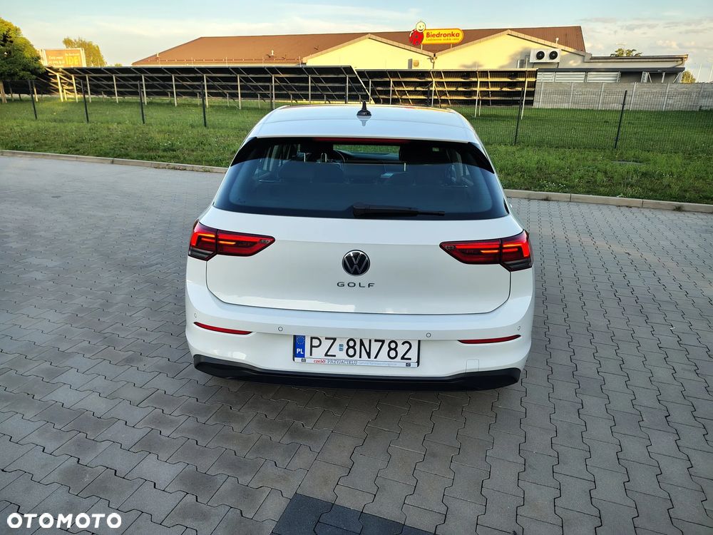 Volkswagen Golf 2.0 TDI Life - 8