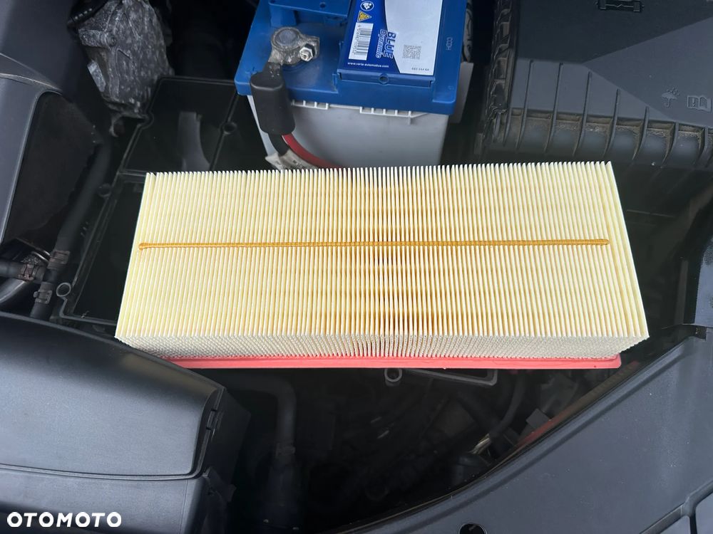 Volkswagen Passat 2.0 TDI Comfortline - 17