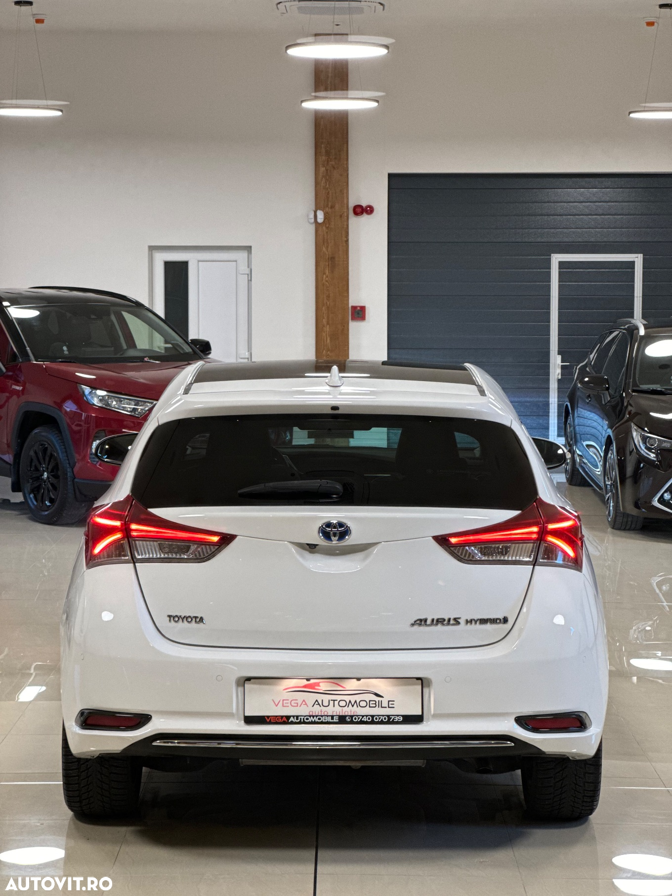 Toyota Auris 1.8 L VVT-i Hybrid Luna - 35