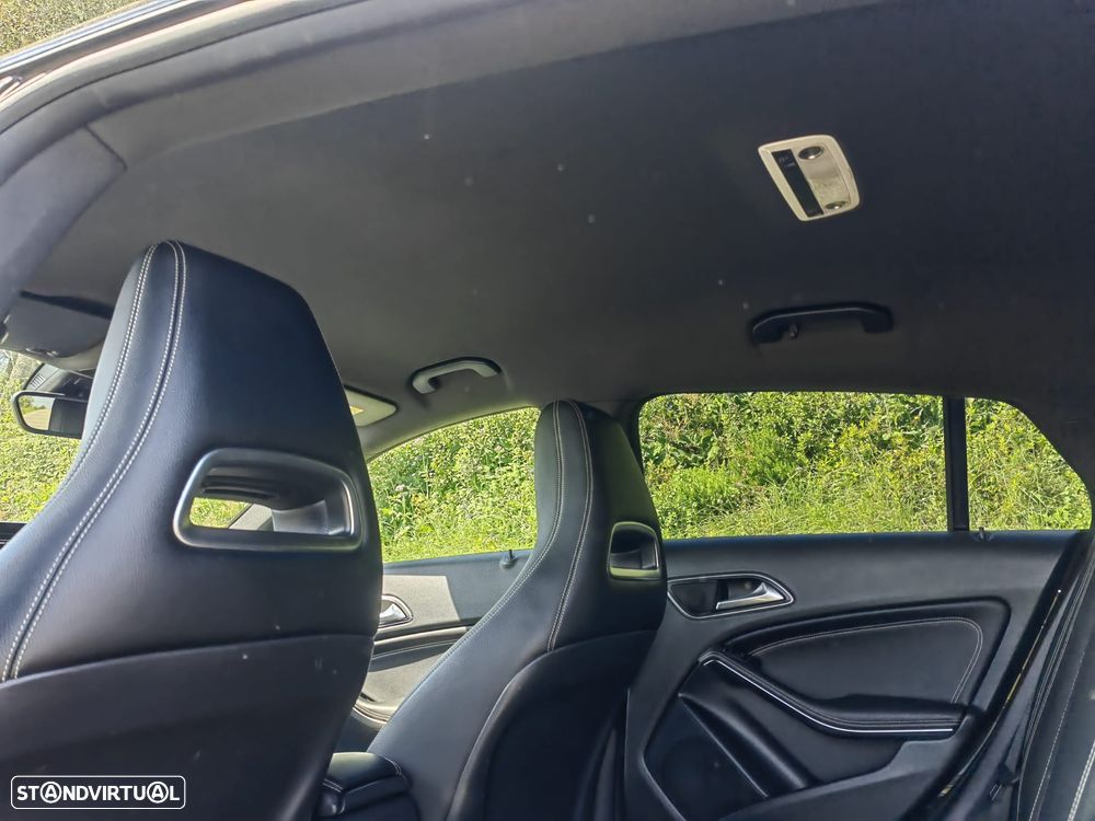Mercedes-Benz CLA 180 d BlueEFFICIENCY Edition - 12