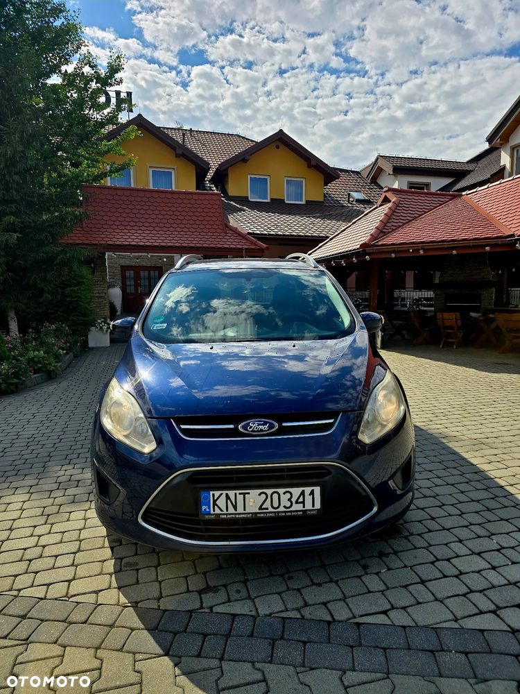 Ford Grand C-MAX - 17