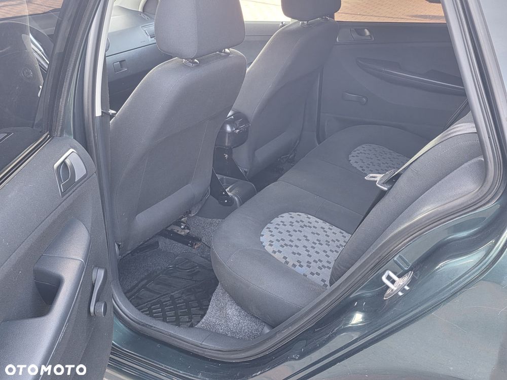 Skoda Fabia - 6