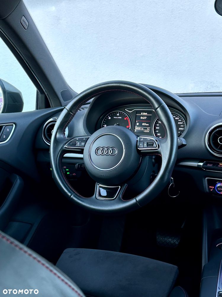 Audi A3 Sportback 2.0 TDI S tronic S line Sportpaket - 16