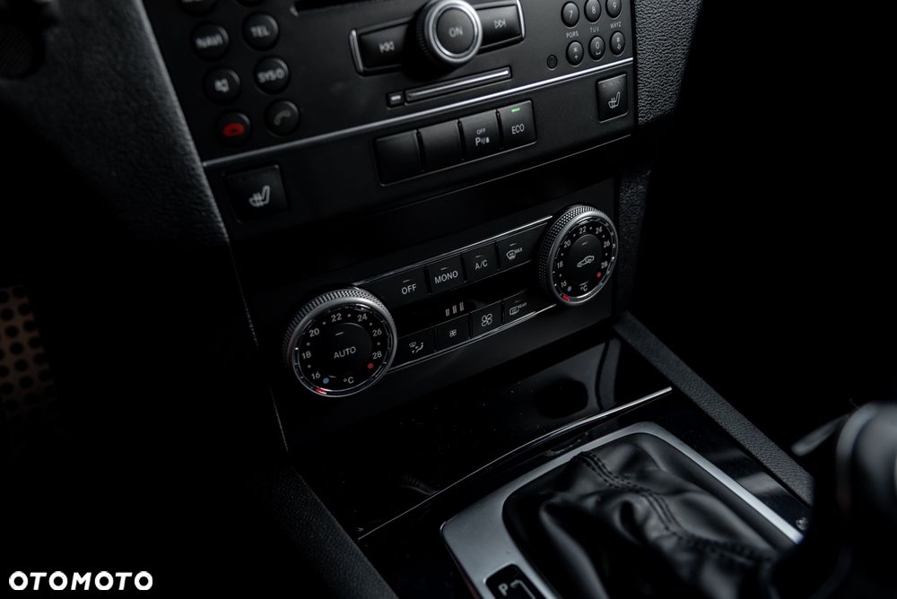 Mercedes-Benz GLK 250 BlueTEC 4Matic 7G-TRONIC - 36