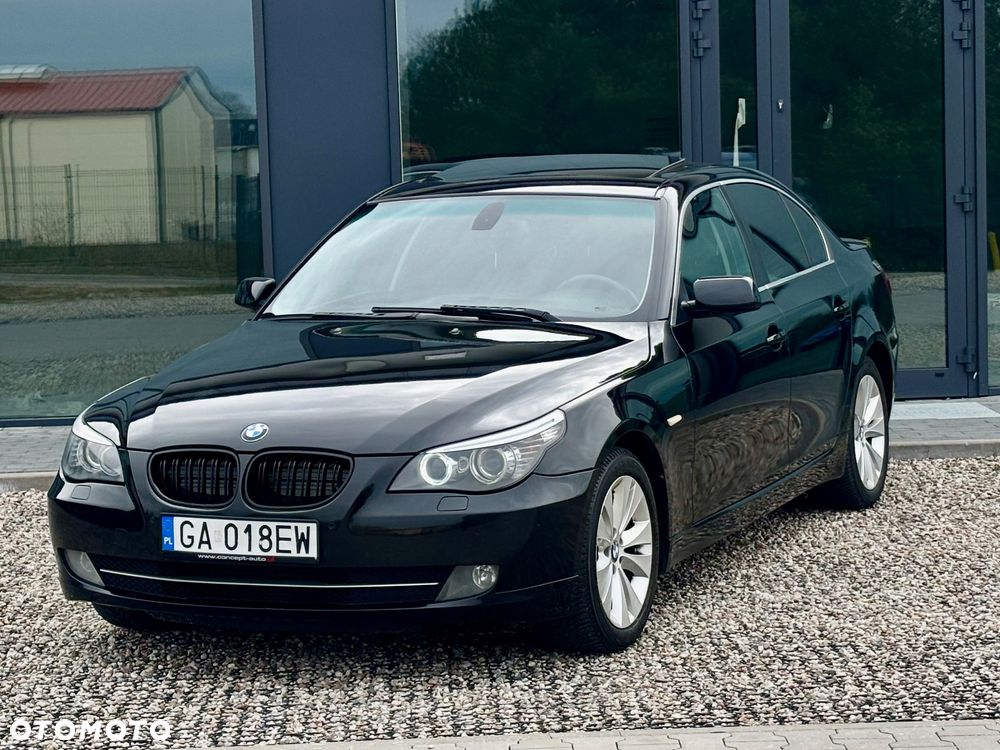 BMW Seria 5 520d Edition Sport - 4