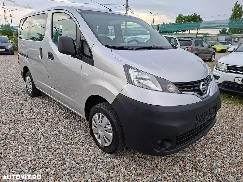 Nissan NV200 - 1