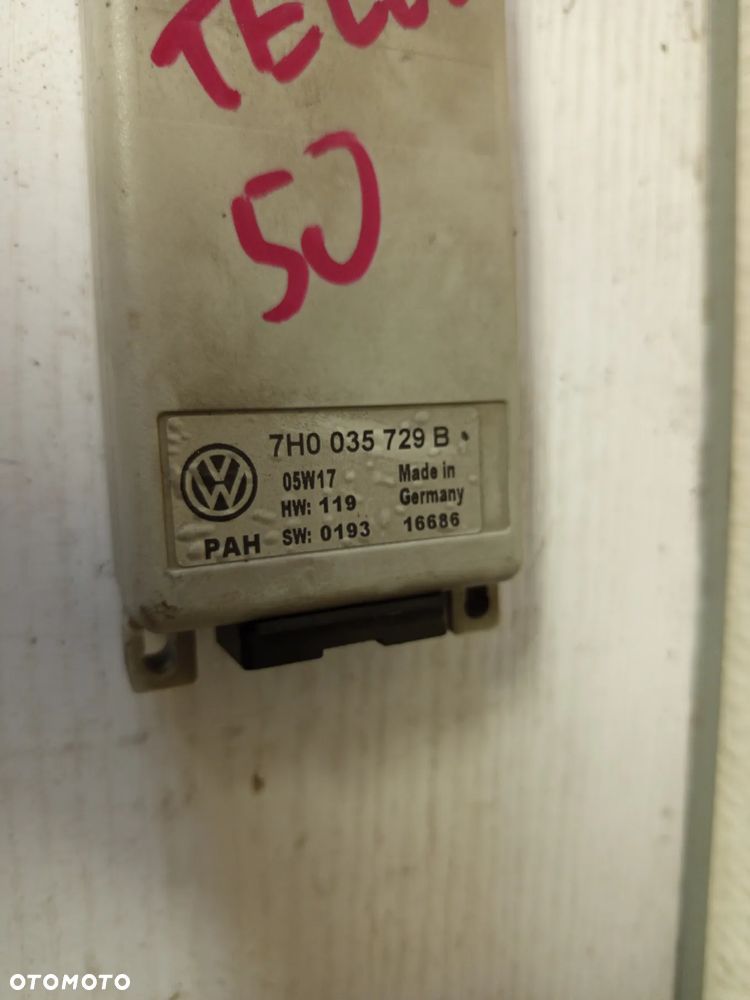 MODUŁ STEROWNIK TELEFONU 7H0035729B VW T5 06R - 2