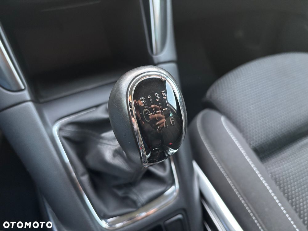 Opel Zafira - 17