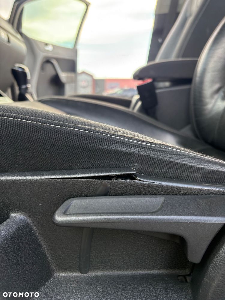 Volkswagen Golf Plus 1.2 TSI MATCH - 36