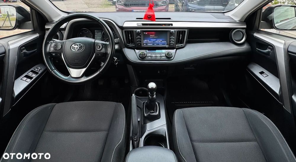 Toyota RAV4 - 14