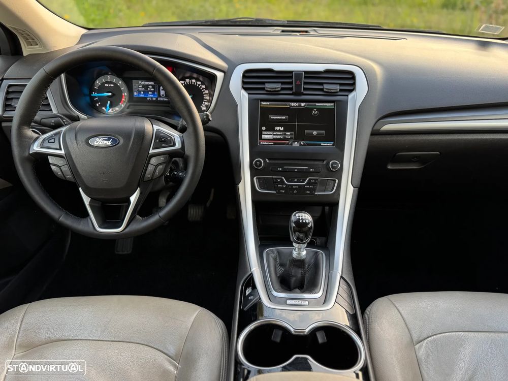 Ford Mondeo SW 1.5 TDCi Titanium - 4