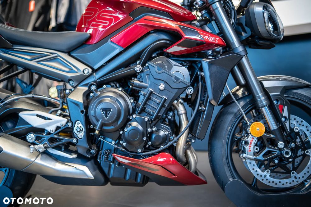 Triumph Street Triple - 17