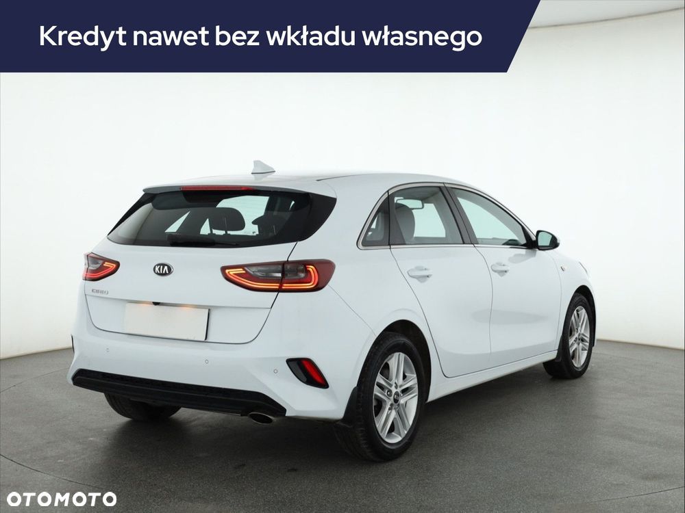 Kia Ceed - 7
