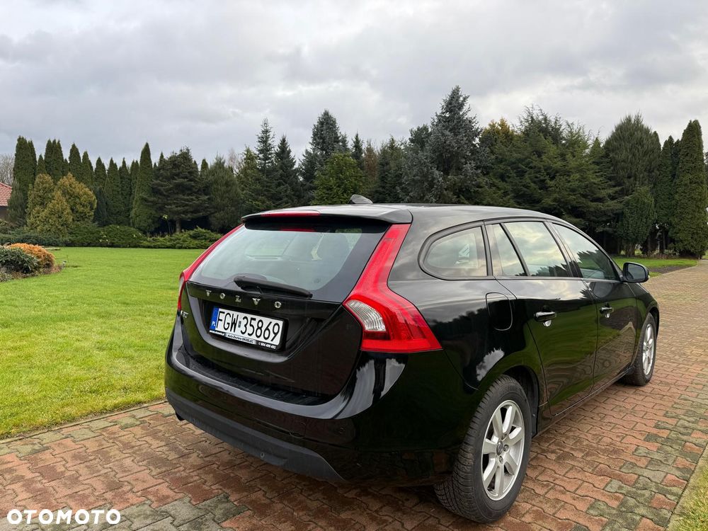 Volvo V60 ver-d2-kinetic - 6