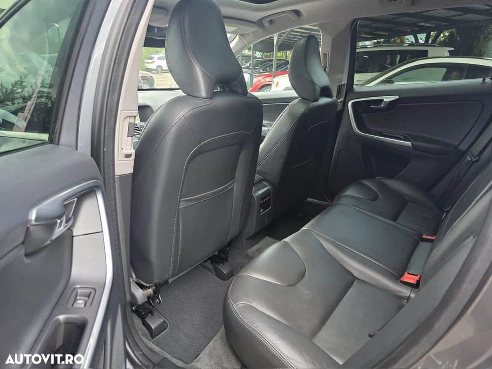 Volvo XC 60 D4 Summum - 13