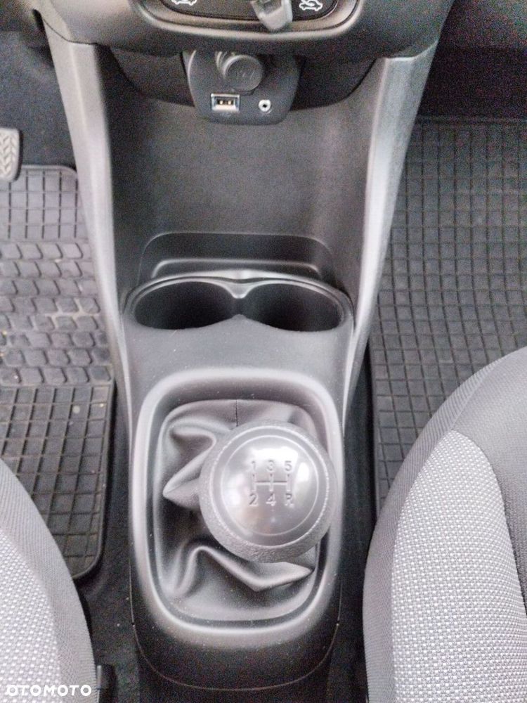 Toyota Aygo - 16