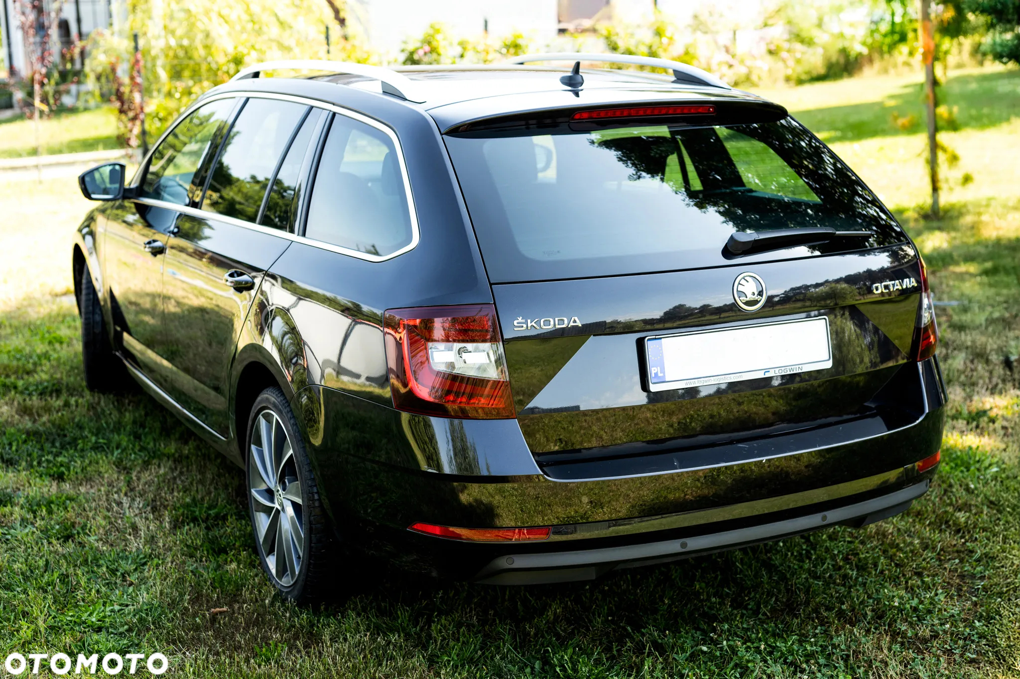 Skoda Octavia Combi 2.0 TDI L&K - 5