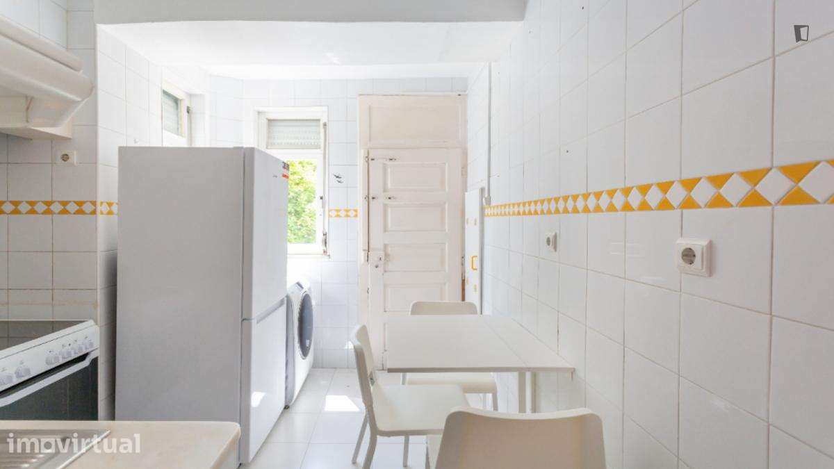Quarto - localizado em Arroios Lisbon - Grande imagem: 5/10