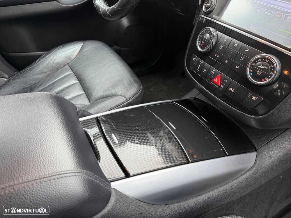 Mercedes-Benz R 320 CDI 4Matic 7G-TRONIC - 20