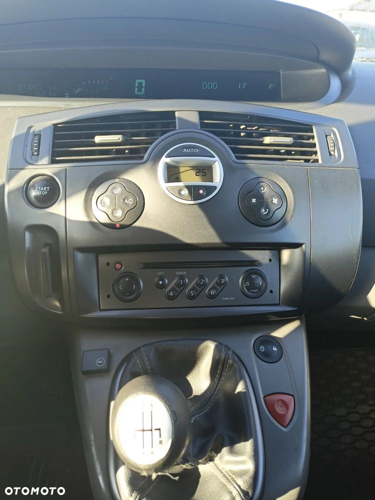 Renault Scenic 2.0 16V Turbo Confort Authentique - 9