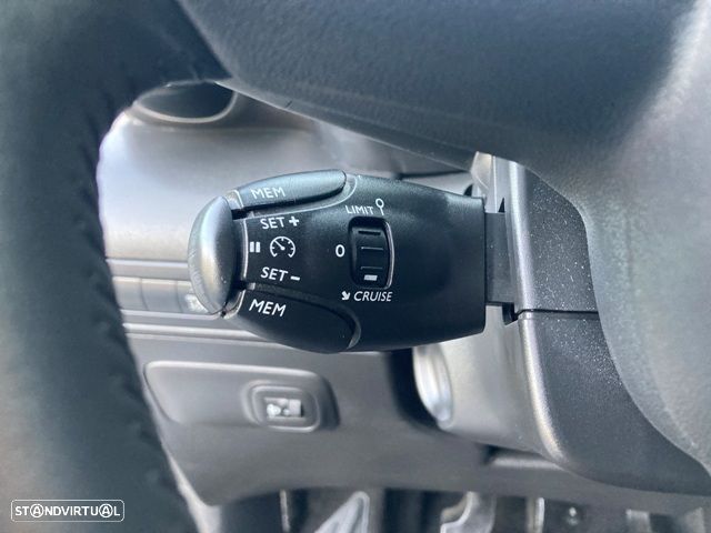 Citroën C3 Aircross PureTech 110 Stop & Start OPF SHINE - 15
