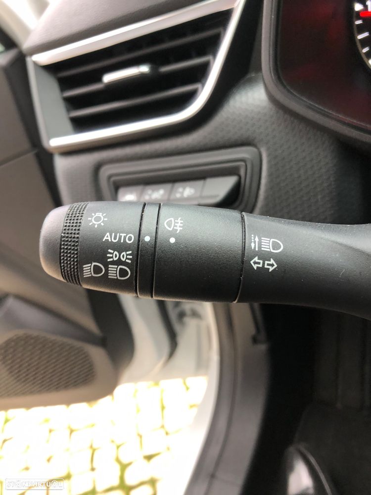 Renault Clio 1.5 Blue dCi Zen - 29