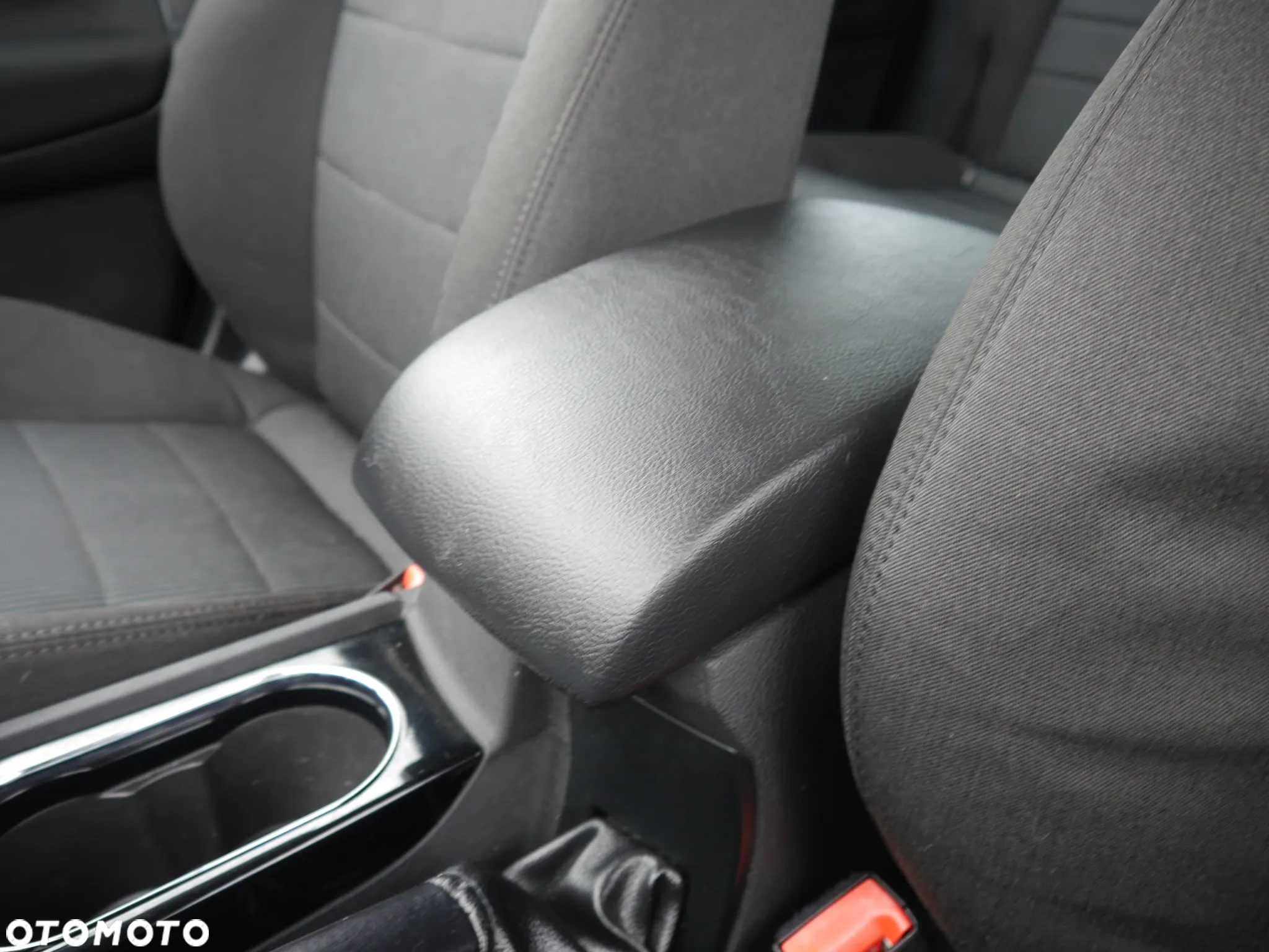 Ford Mondeo 2.0 TDCI Business Edition - 10