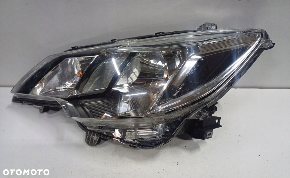 lampa lewy przod MITSUBISHI SPACE STAT II LIFT 20- EUROPA