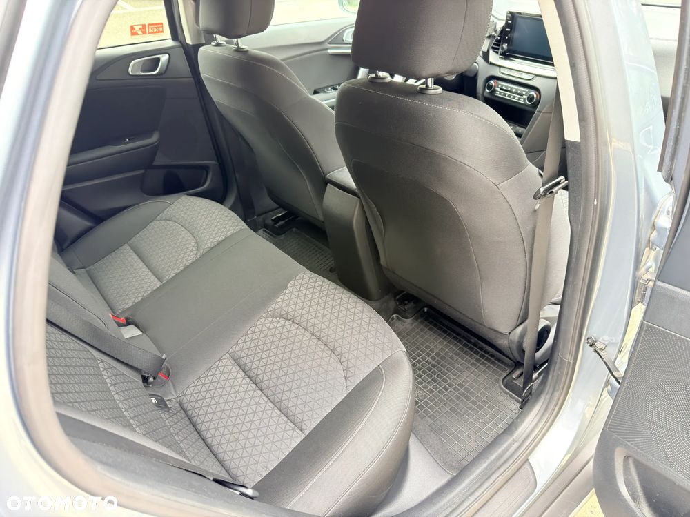 Kia XCeed 1.5 T-GDI M - 15