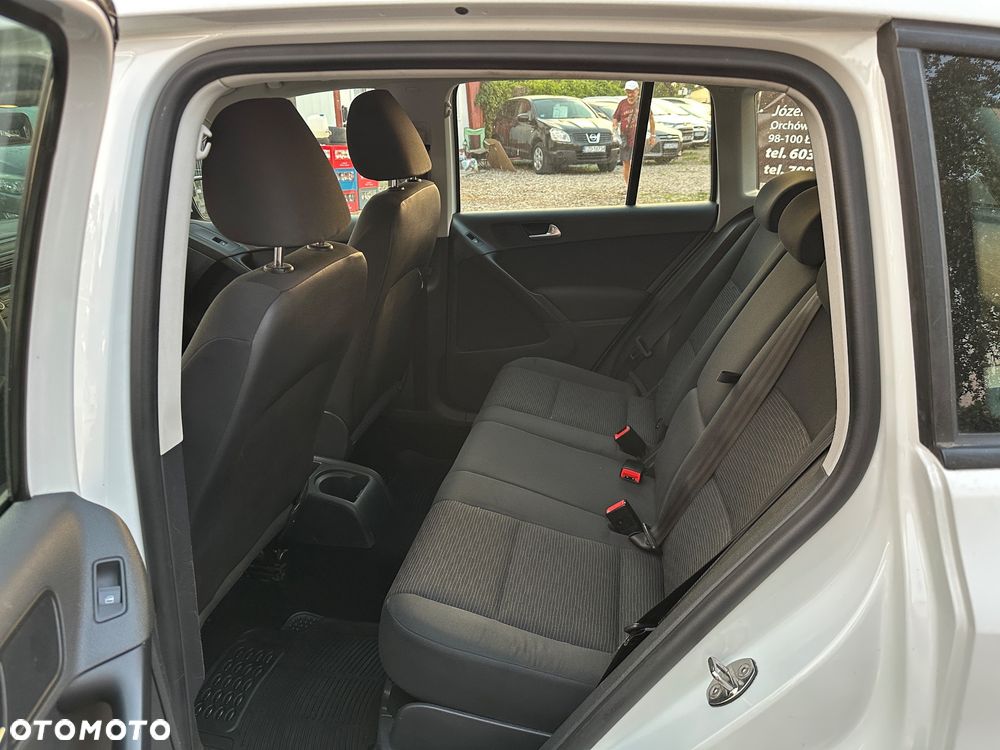 Volkswagen Tiguan 2.0 TDI DPF BlueMotion Technology Trend & Fun - 20