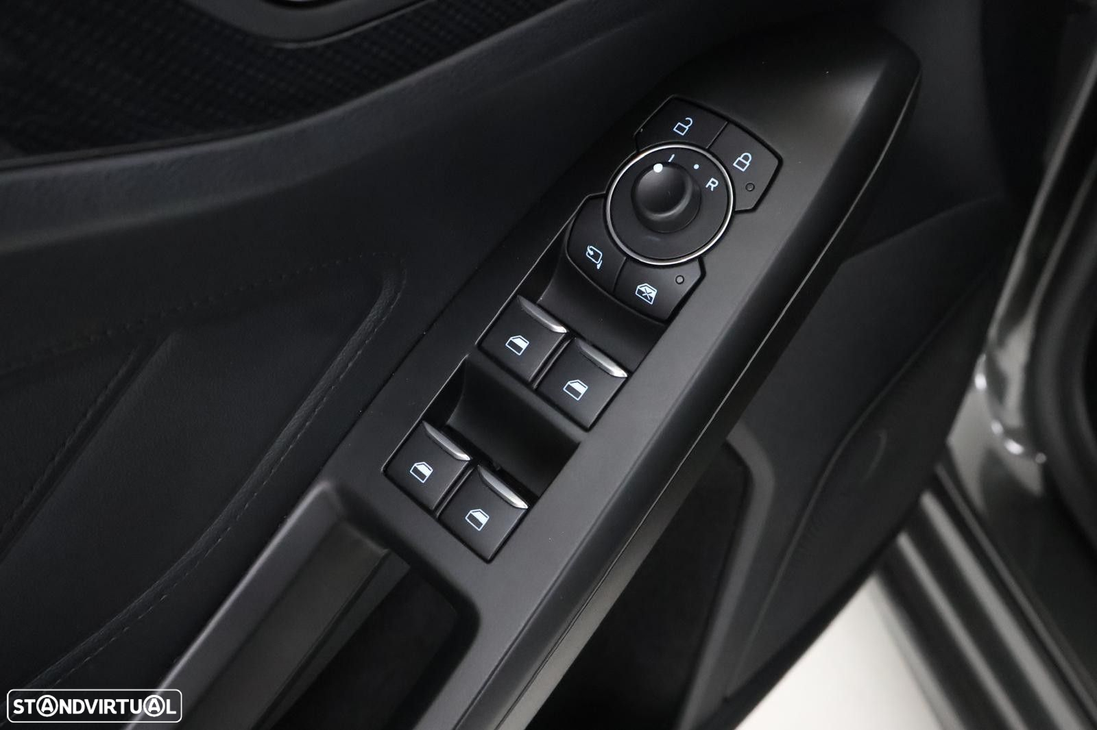 Ford Focus SW 1.0 EcoBoost MHEV ST-Line - 12