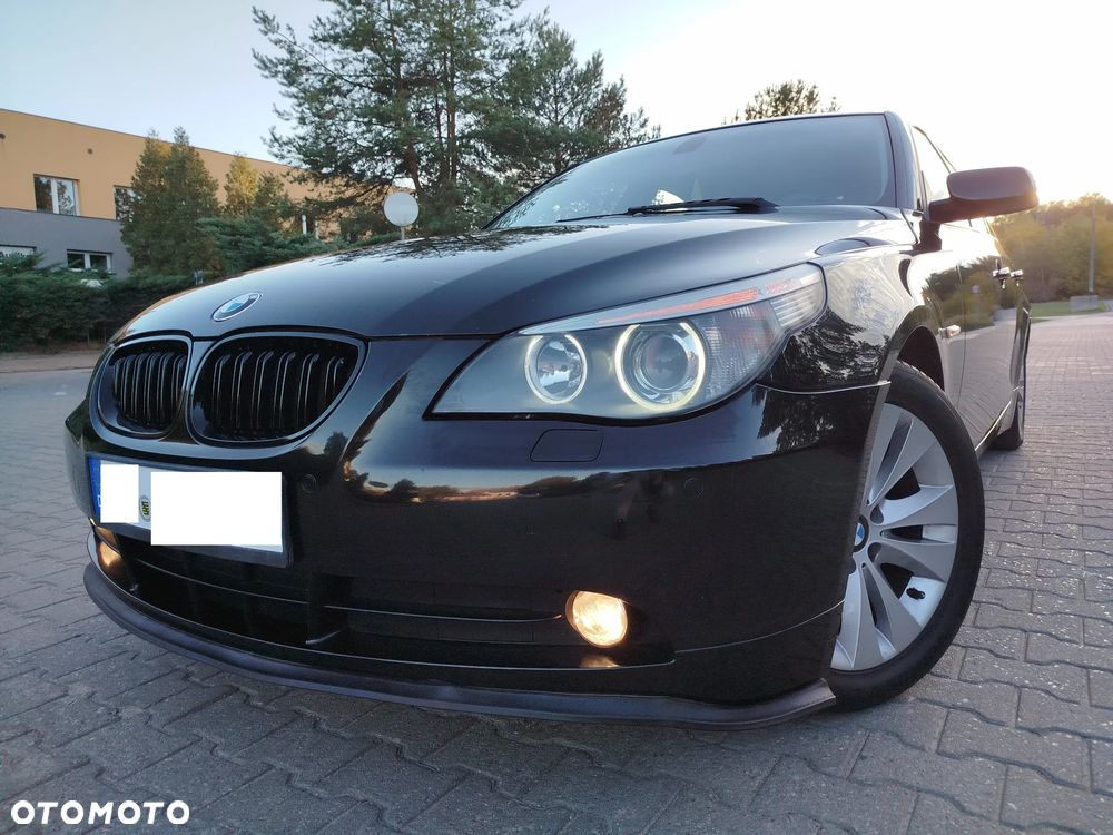 BMW Seria 5 520i - 9