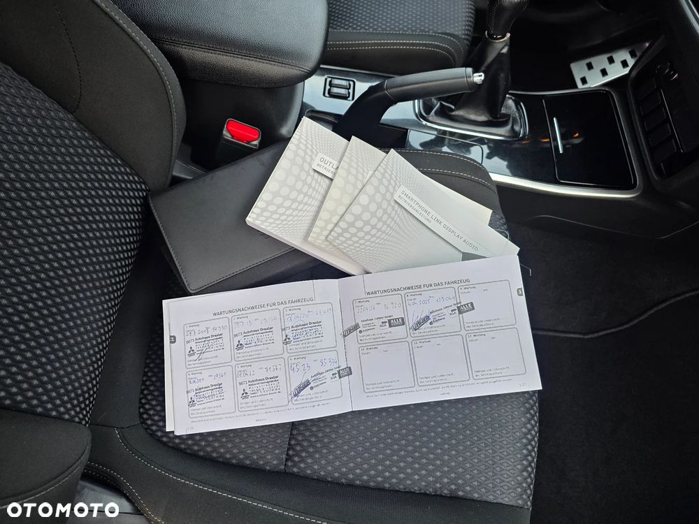 Mitsubishi Outlander 2.0 2WD Diamant Edition - 30