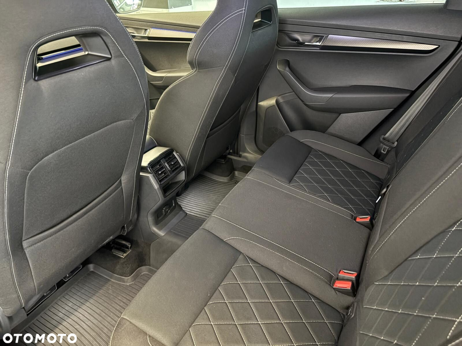Skoda Karoq 1.5 TSI ACT 4x4 Sportline DSG - 28