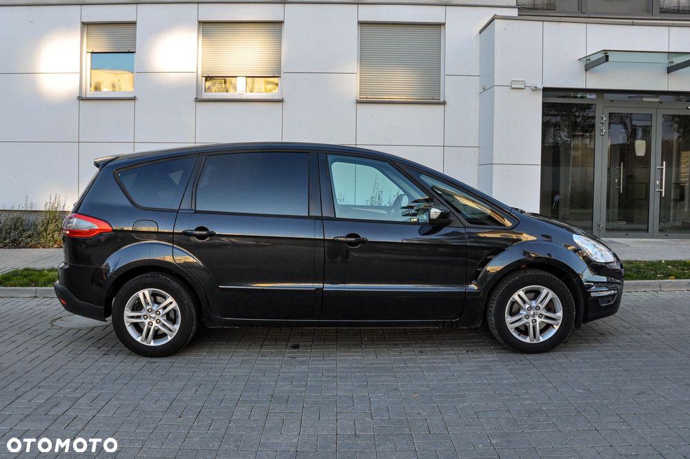 Ford S-Max 2010 photo 5