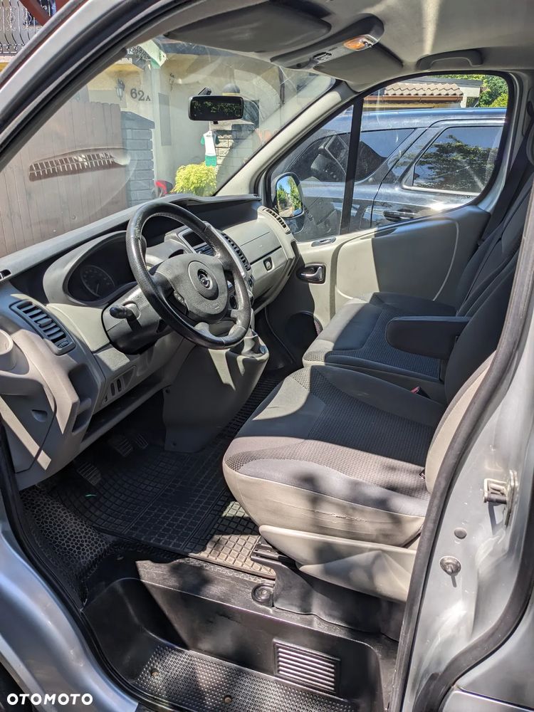 Opel Vivaro - 14